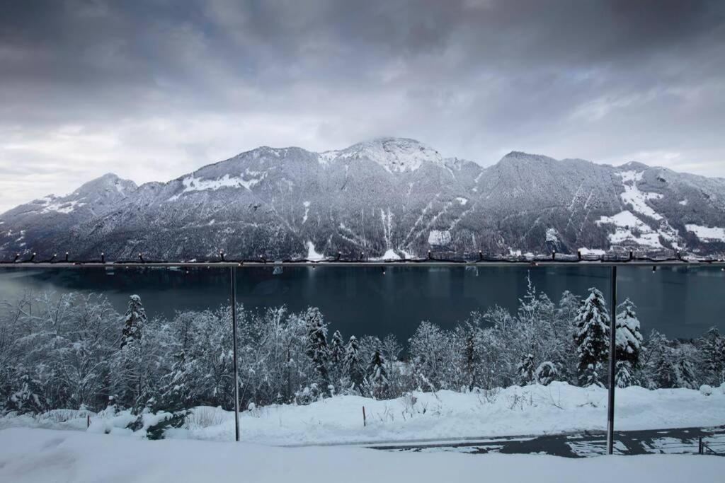 Exklusives Chalet Mit Traumhafter See- Und Bergsicht Seelisberg Eksteriør bilde