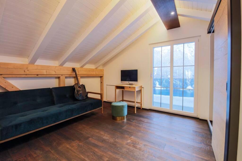 Exklusives Chalet Mit Traumhafter See- Und Bergsicht Seelisberg Eksteriør bilde
